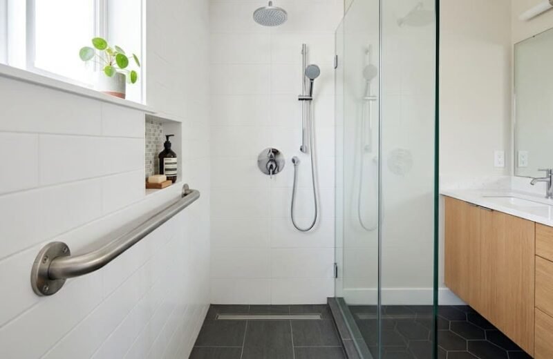 Types of Bathroom Grab Bars: 6 Essential Designs and How to Choose